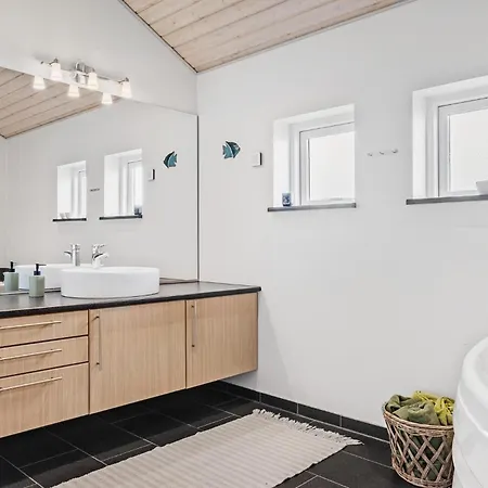 別荘 Cozy Home In Sydals With House Sea View